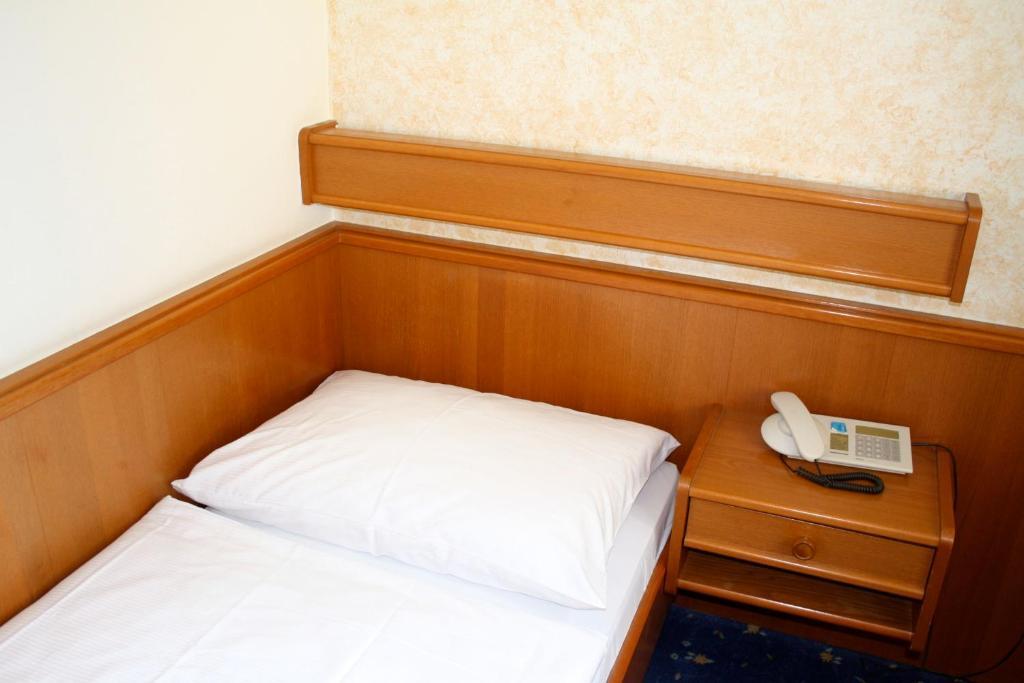 וינה Hotel Mullner מראה חיצוני תמונה